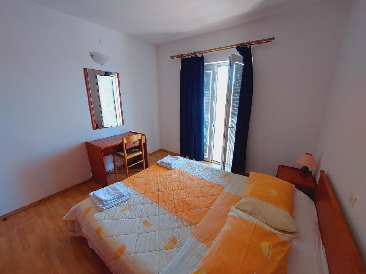 Apartment House Helena Primošten Zewnętrze zdjęcie
