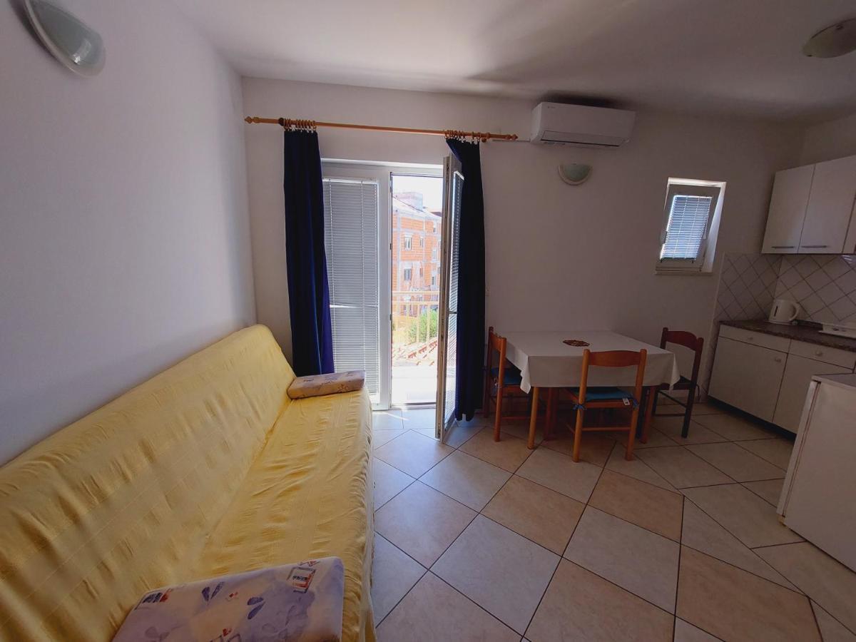 Apartment House Helena Primošten Zewnętrze zdjęcie