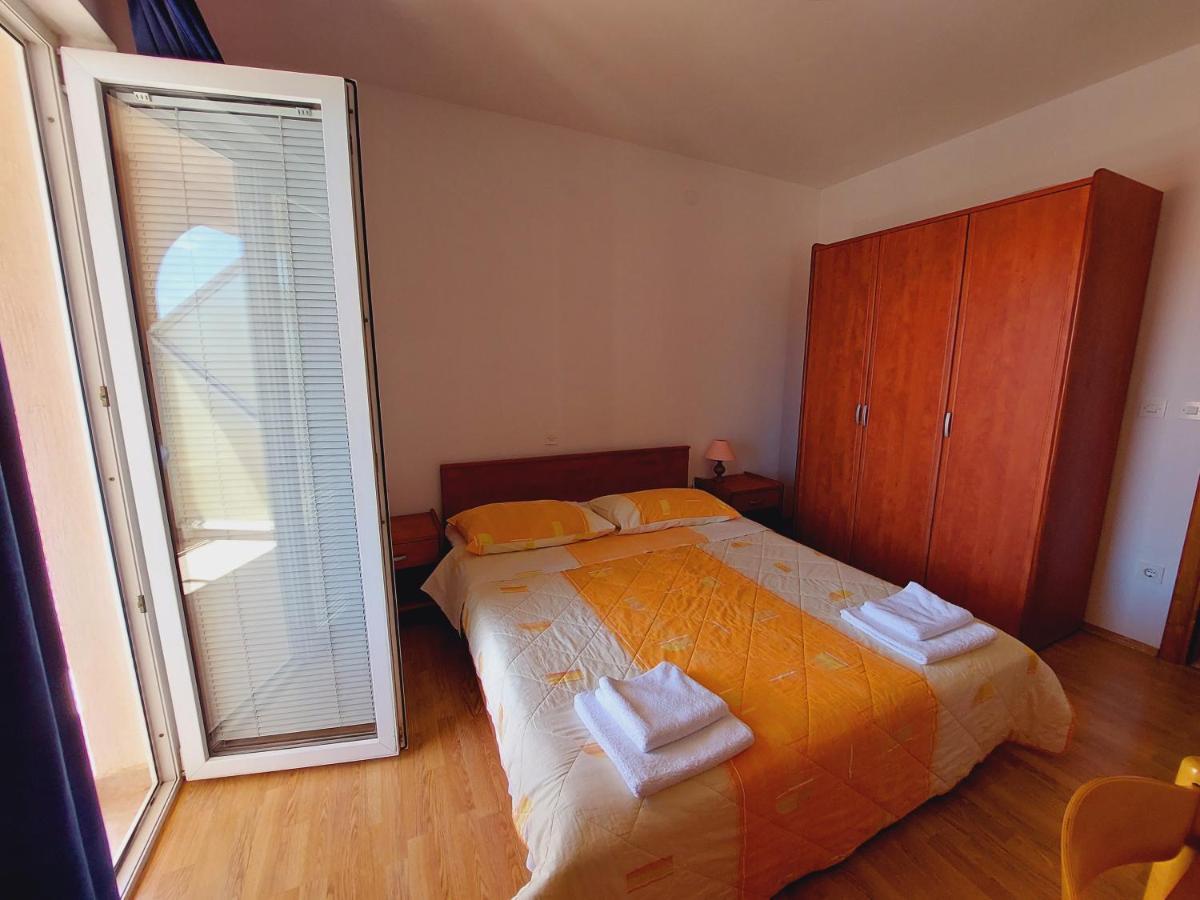 Apartment House Helena Primošten Zewnętrze zdjęcie